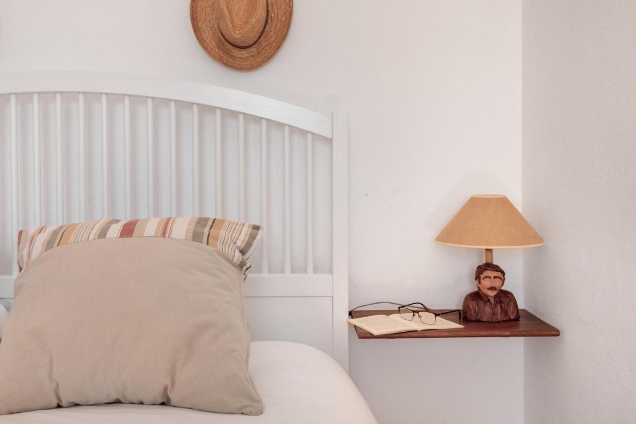 Joivy 3-Br Cottage With Terrace And Garden In Colares Sintra Exterior photo