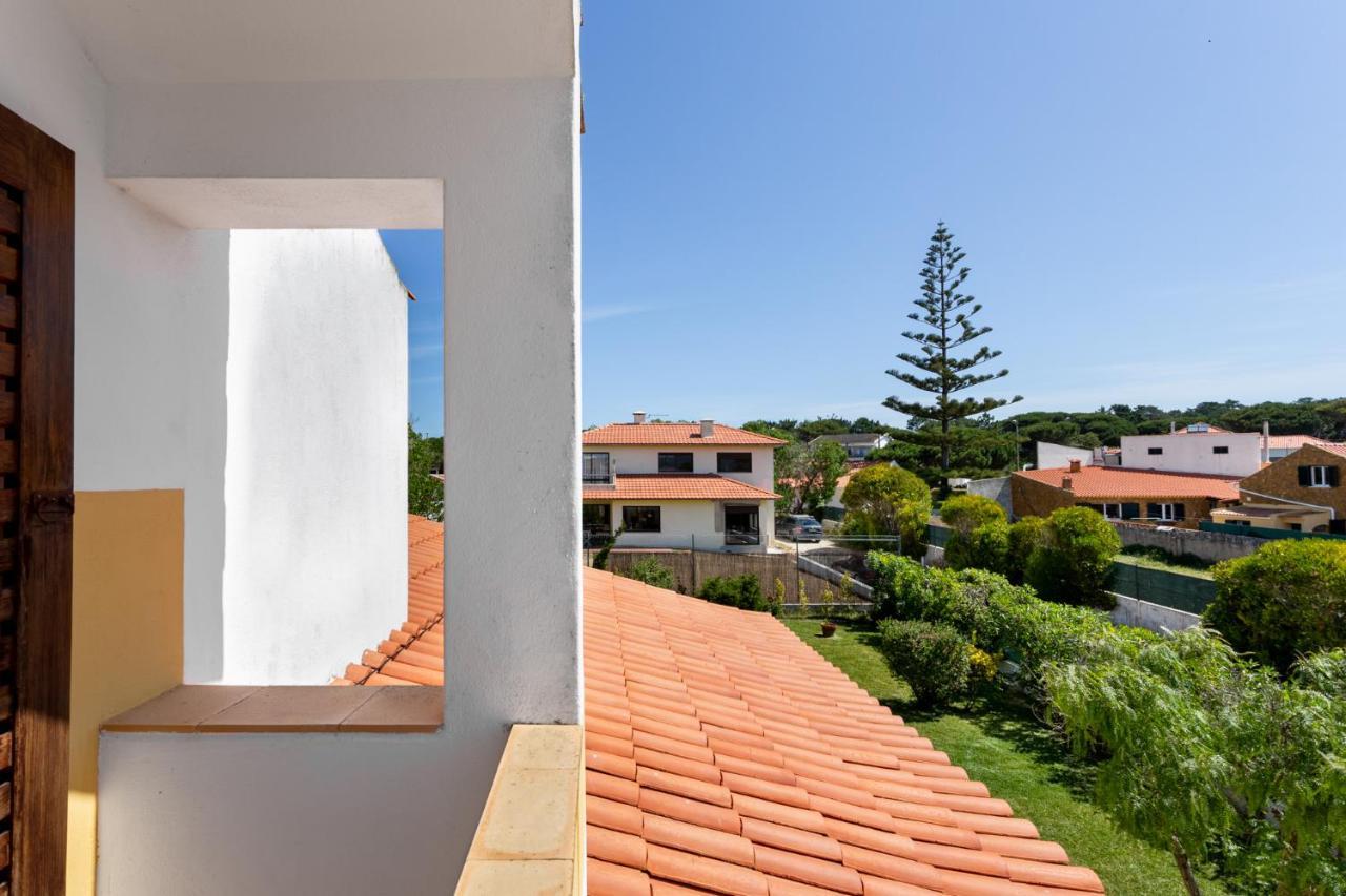 Joivy 3-Br Cottage With Terrace And Garden In Colares Sintra Exterior photo