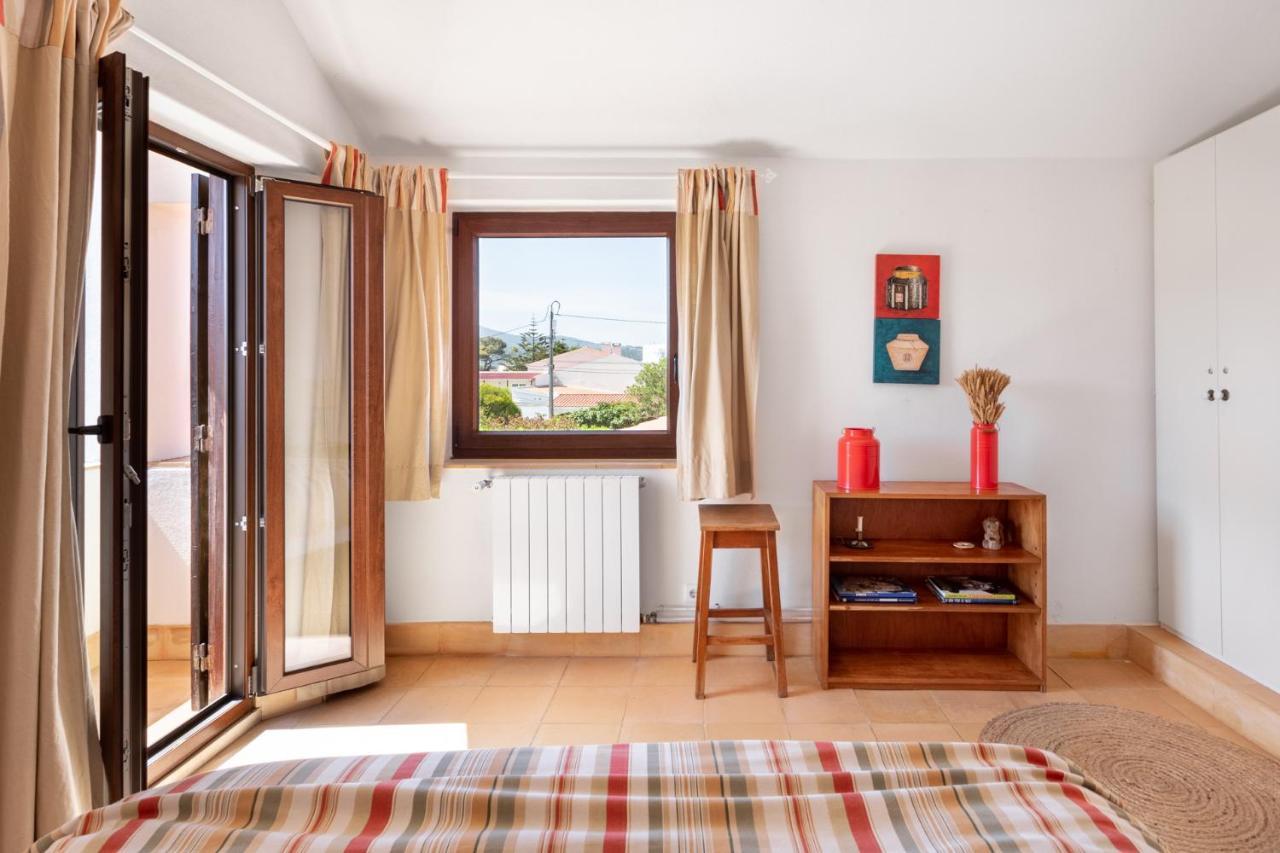 Joivy 3-Br Cottage With Terrace And Garden In Colares Sintra Exterior photo