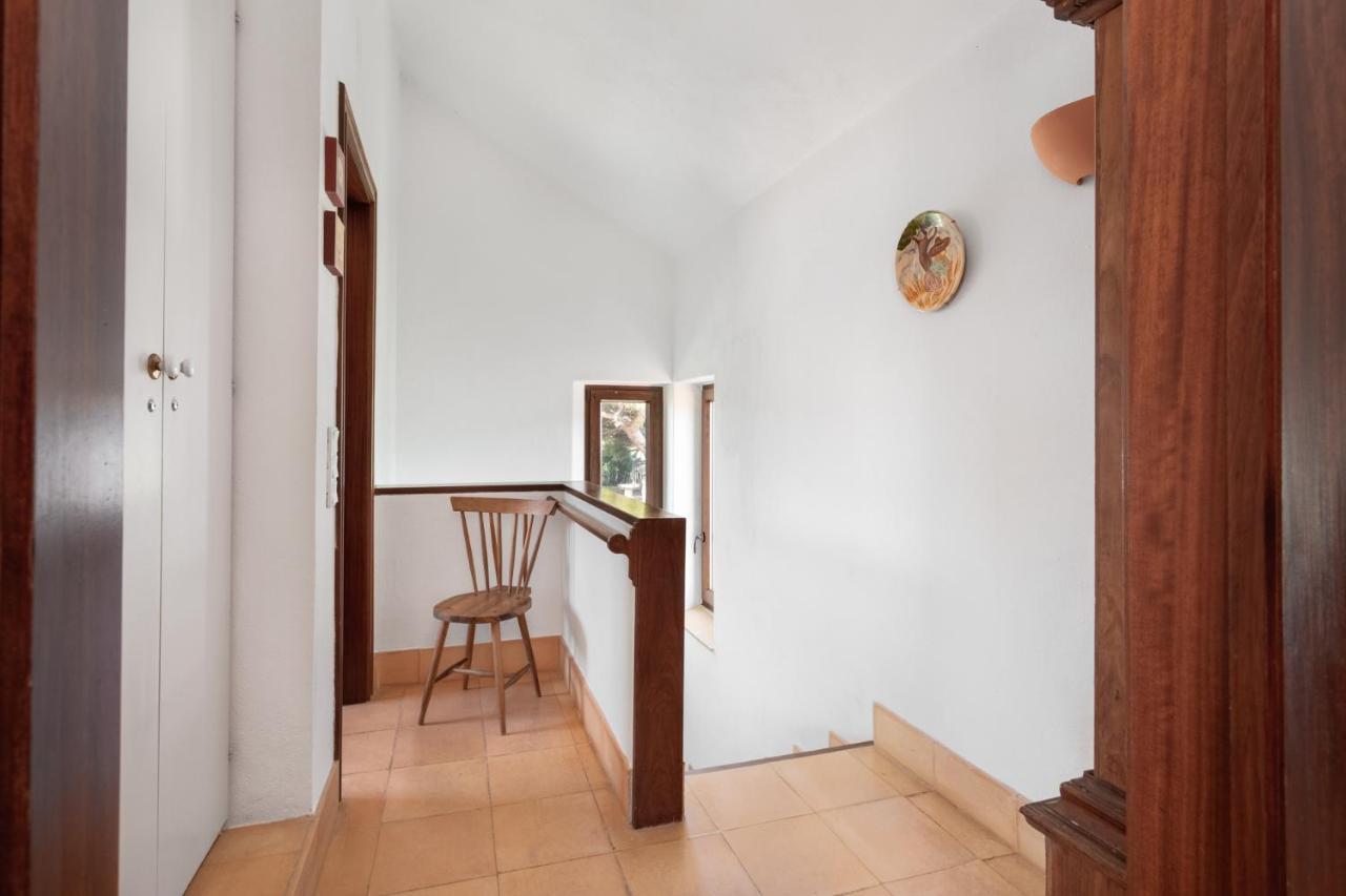 Joivy 3-Br Cottage With Terrace And Garden In Colares Sintra Exterior photo